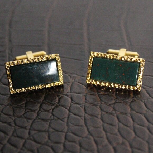 Senator Bloodstone Gold Tone Cuff Link and Tie Tack Set , Vintage - Picture 3 of 12